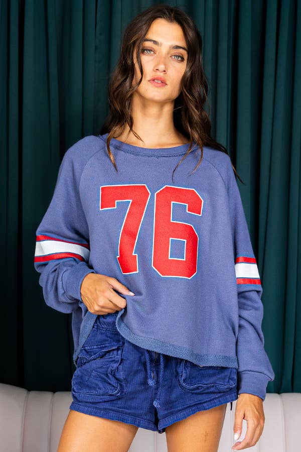 76 Graphic Retro Sporty Sweatshirt