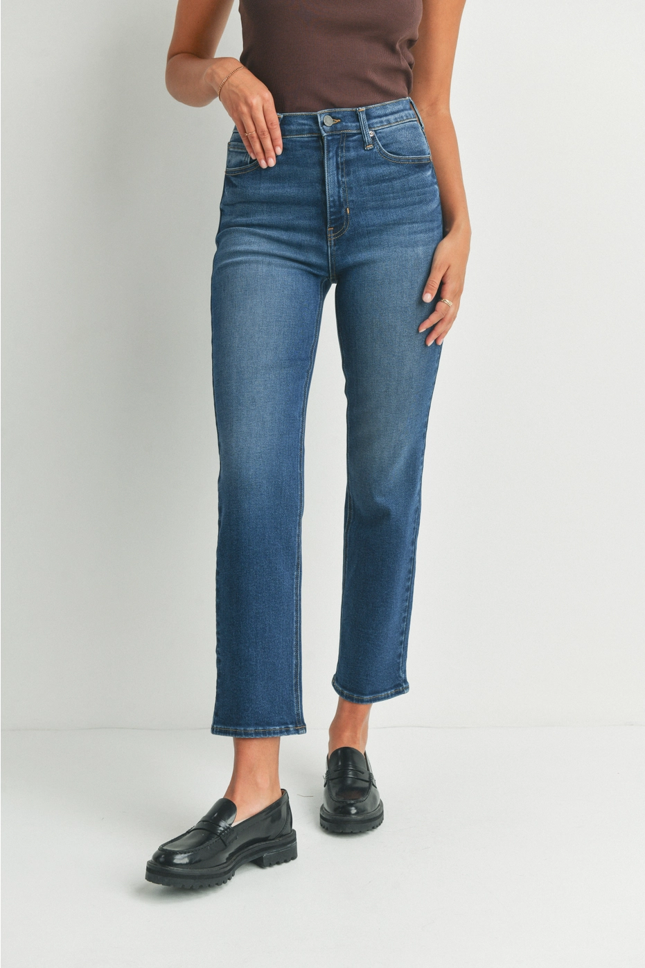 The Kira Straight Jean